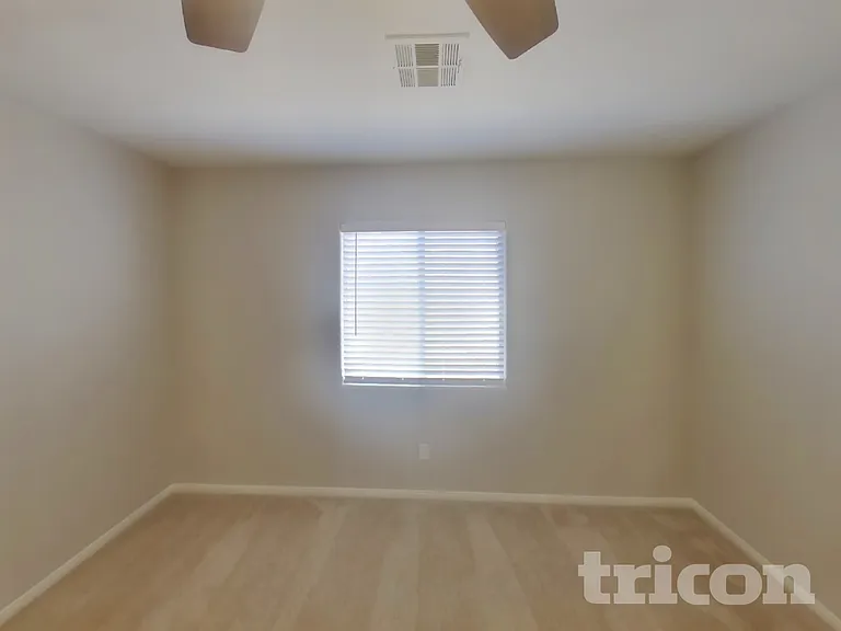 878 Blue Rosalie Pl — Photo 14