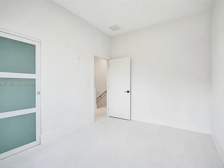 119 NE 118th St — Photo 20