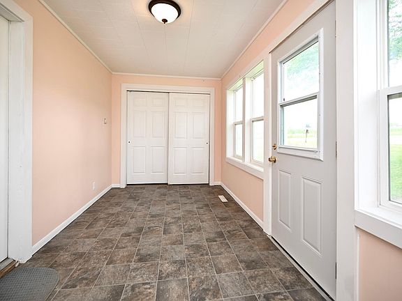 3rd image of 29827 Elfmanns Dr