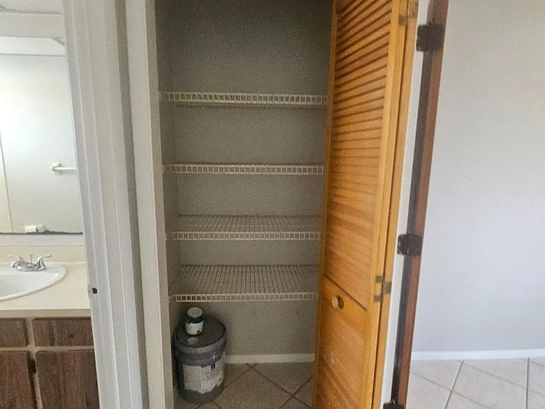 A-101 1221 SE 46th Ln. — Photo 12