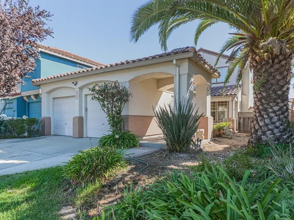 1592 Hughes Way, Salinas, CA 93905