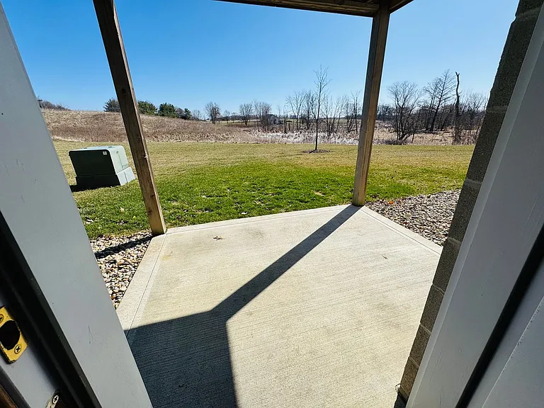 Lakeland Villa Apartments — Photo 22