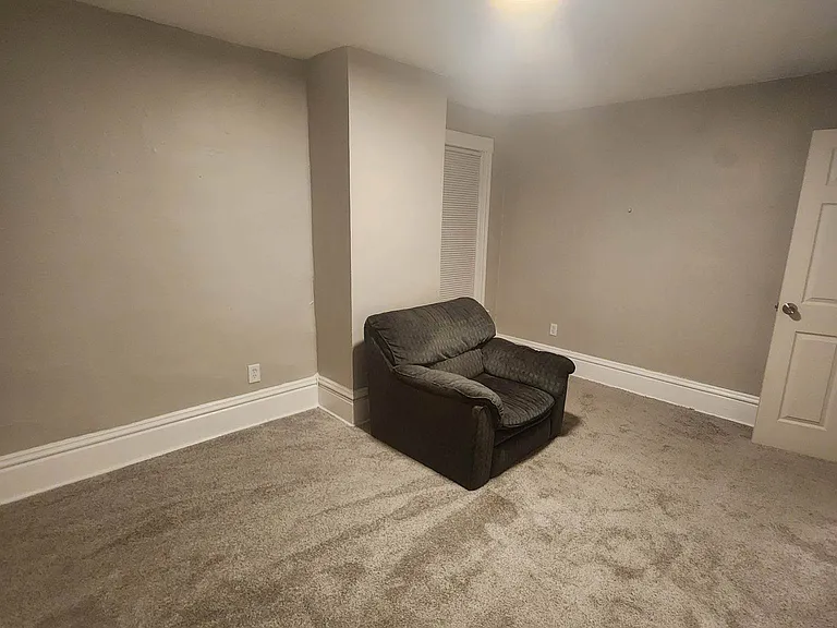 340 Virginia Ave #2 — Photo 4