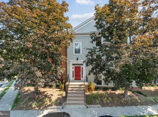 115 Prosperity Ave SE APT B, Leesburg, VA 20175