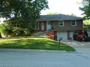 16820 E 29th St S, Independence, MO 64055