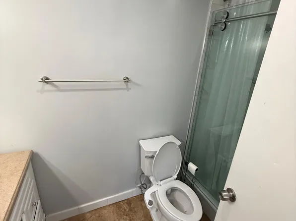 14802 Newport Ave APT 5A, Tustin, CA 92780