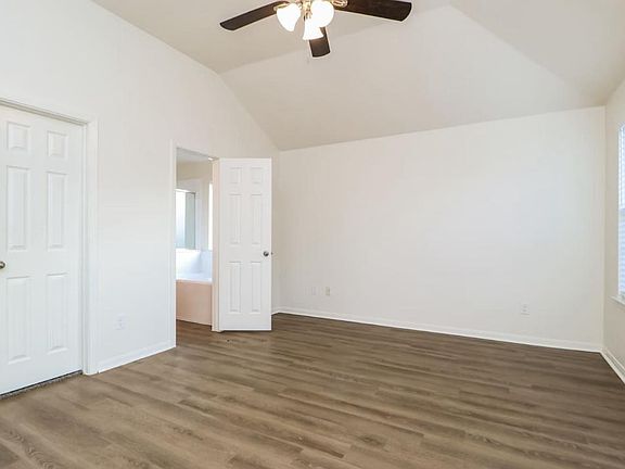 5th image of 1560 Imperial Manor Ln