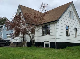 8747 SE Henderson St, Portland, OR