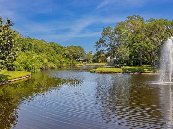 5th image of 425 Ocean Forest Dr