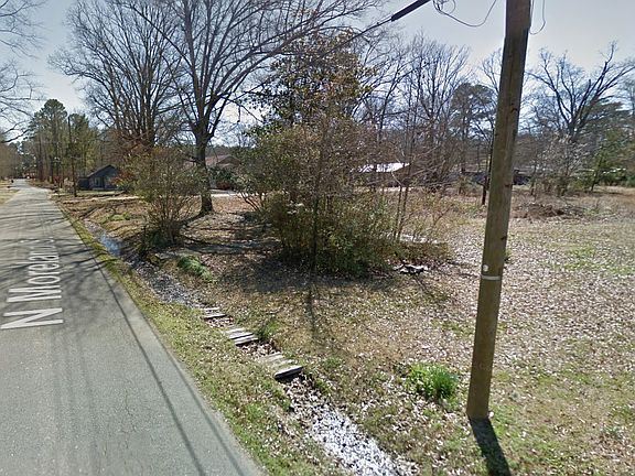 5th image of 902 Moreland St