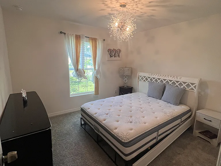 567 Poplar St SE — Photo 9