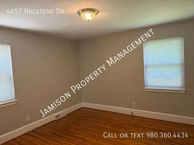 4457 Halstead Dr — Photo 11