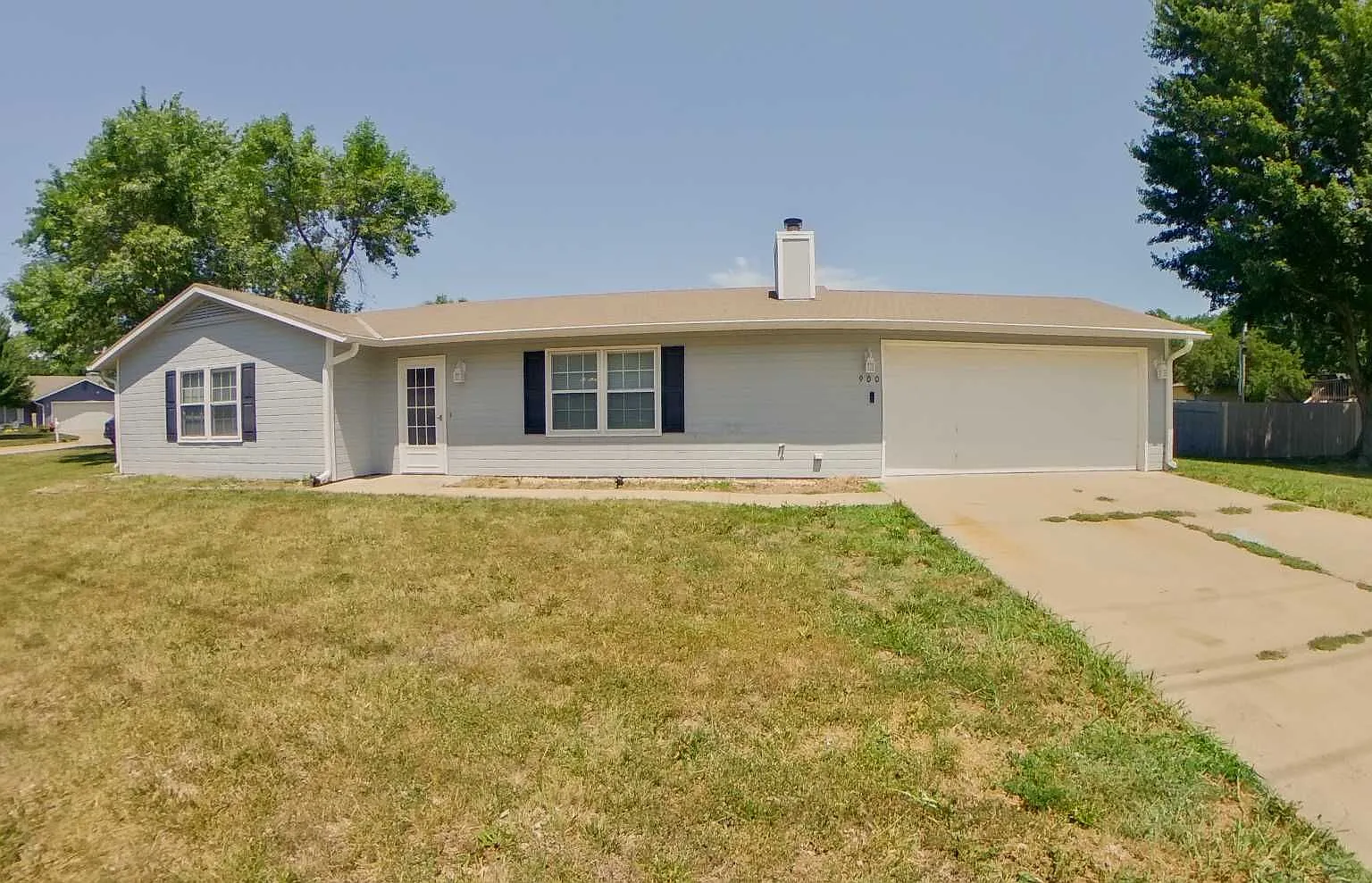3D Tour Available! West Side + Fenced-in Yard + 2-Car Garage + Washer & Dryer! Available December... — Photo 1