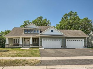 4889 382nd Dr, North Branch, MN 55056