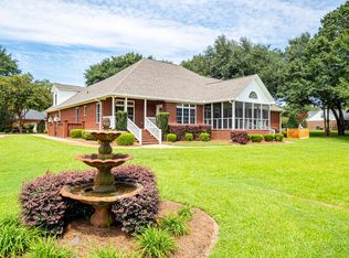 700 Torrey Pines Dr, Sumter, SC 29150