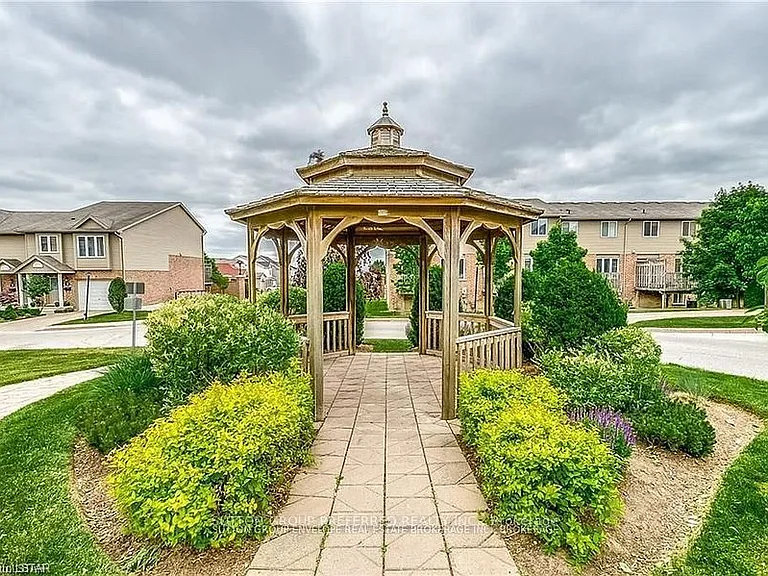 1320 Savannah Dr #87 — Photo 4