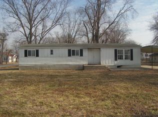 726 Railroad Ave, Foley, MO 63347
