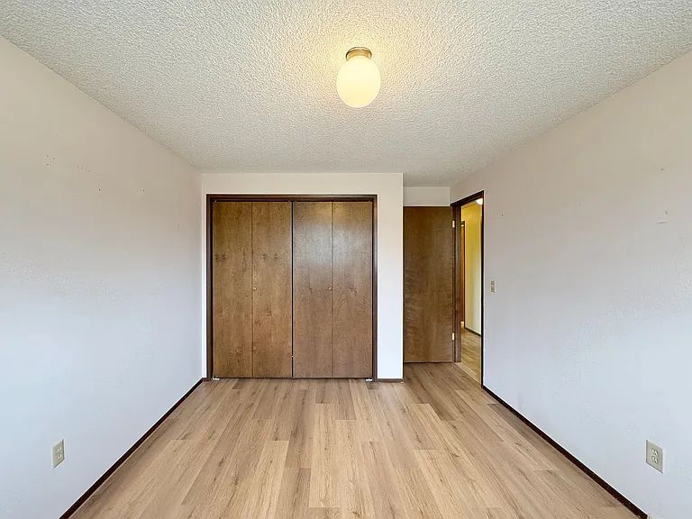 41 McLaughlin Rd — Photo 30