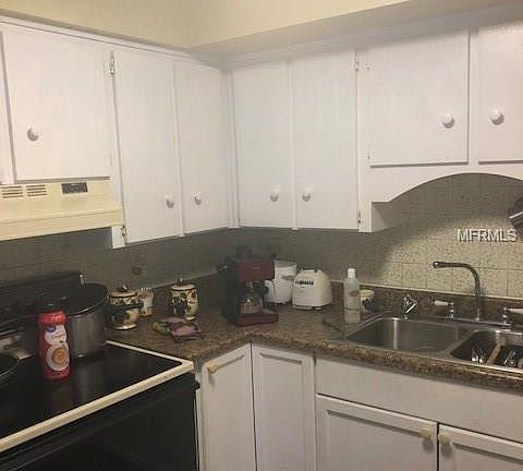 3rd image of 4503 W Fern St