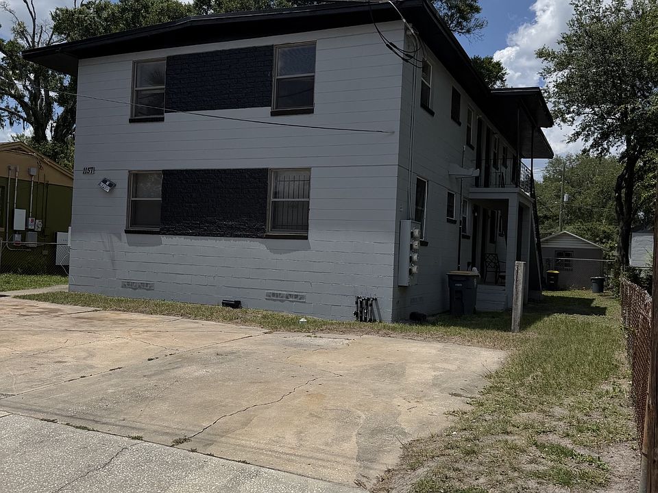 1st image of 1157 W 20th St #1