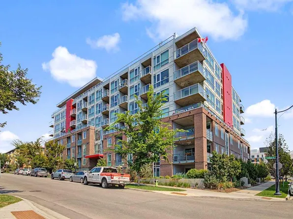 88 9th St NE #422, Calgary, AB T2E 4E1