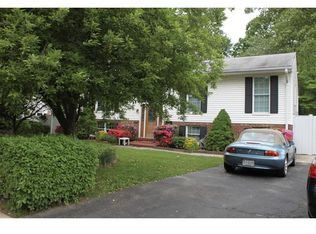 4106 Woodland Dr, Fairfax, VA