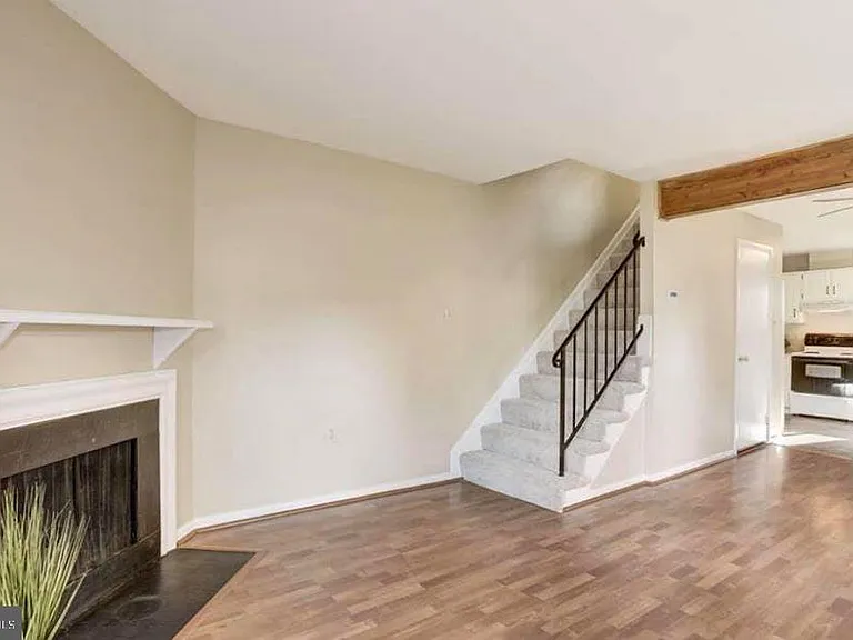 13817 Cabernet Ct — Photo 6