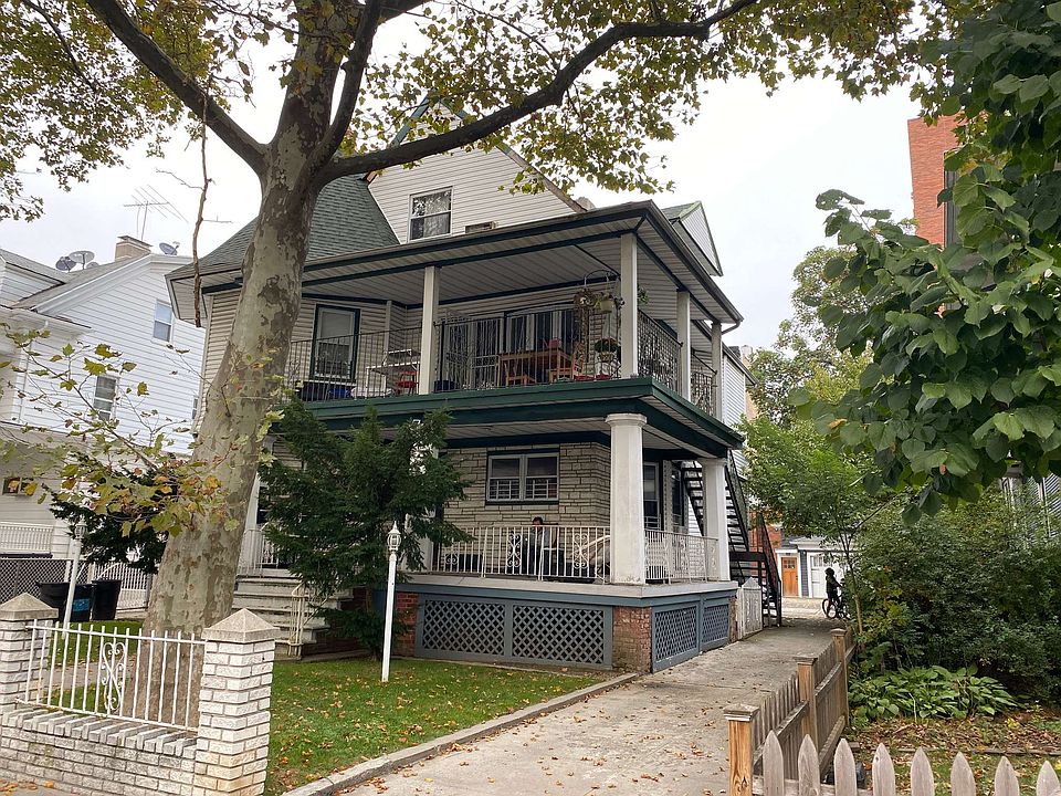 1st image of 251 E 19th St APT 3