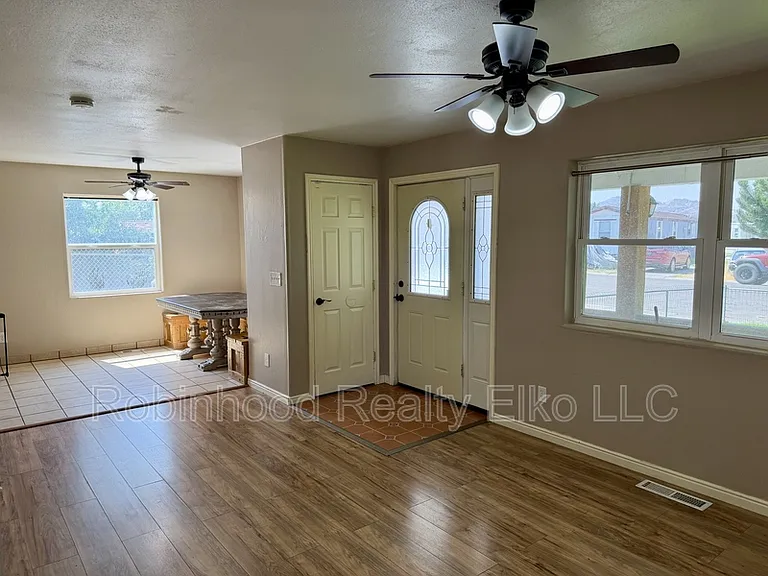187 B St — Photo 7