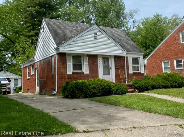 17727 Woodbine St, Detroit, MI 48219