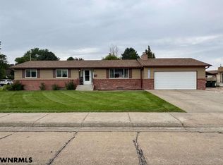 501 E 24th St, Scottsbluff, NE 69361