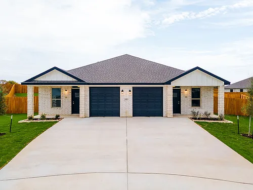 111 Levi Ct Photo 1
