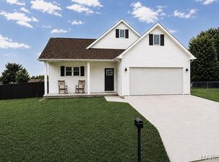 121 Grant Dr, Jonesburg, MO 63351