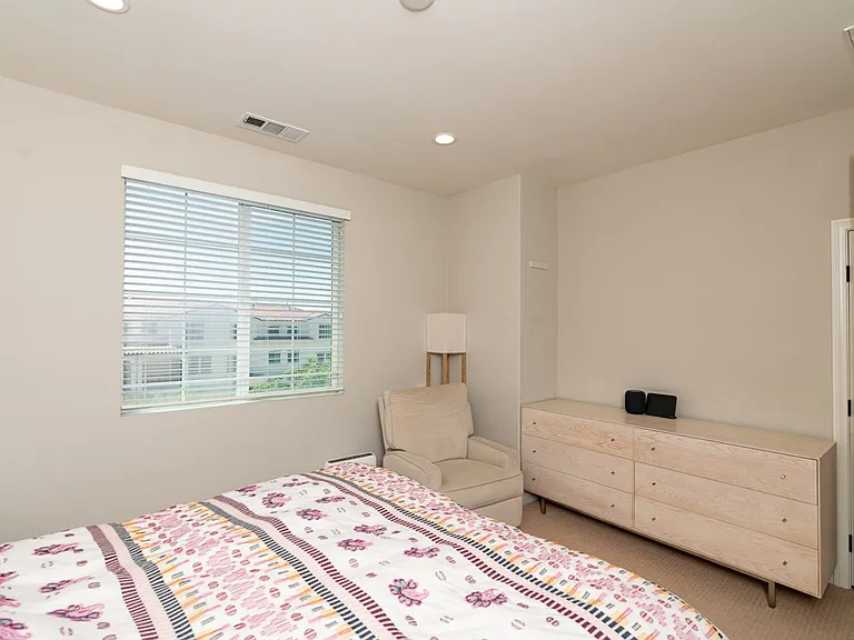 16487 Veridian Cir — Photo 11