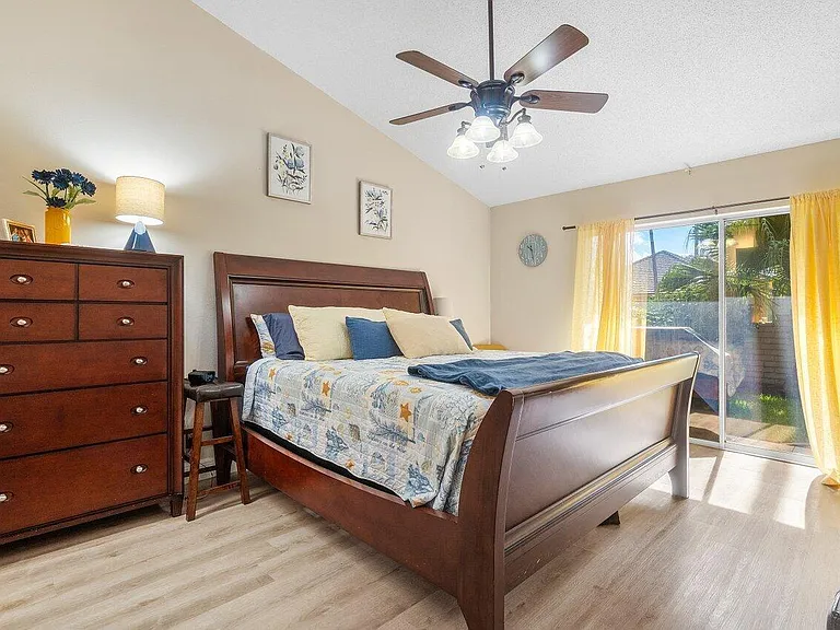 1804 Rosewood Way — Photo 14