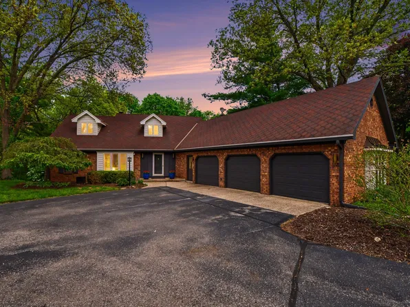 7463 Whispering Ridge Dr SE, Grand Rapids, MI 49546