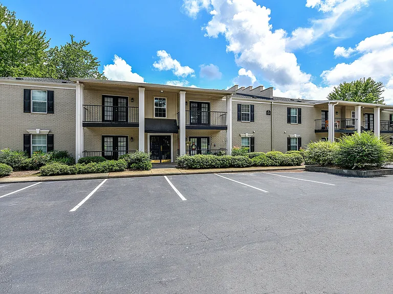 ReNew Dunwoody — Photo 41