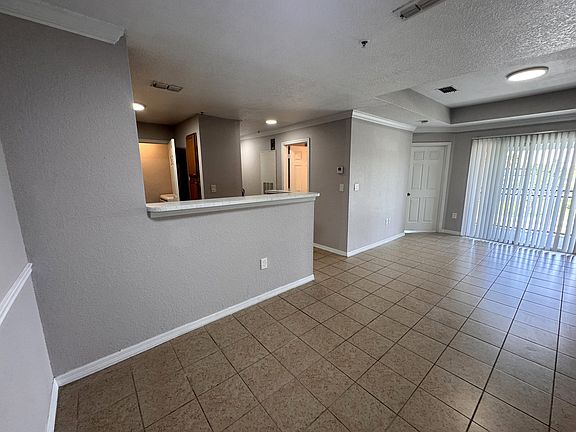 4th image of 3702 Palm Desert Ln APT 5435