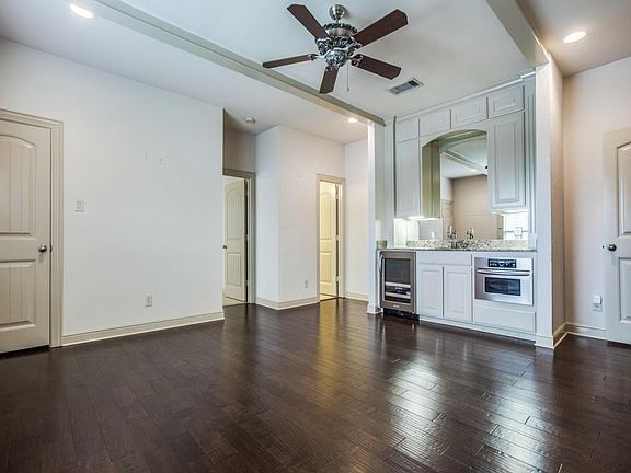 5th image of 5025 Byers Ave