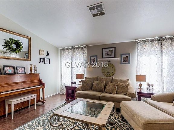 2nd image of 6325 Whispering Glen Cir