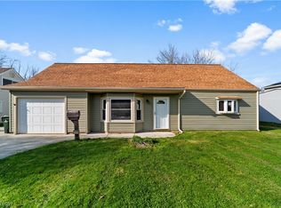 4895 Redwood Dr, Sheffield Lake, OH