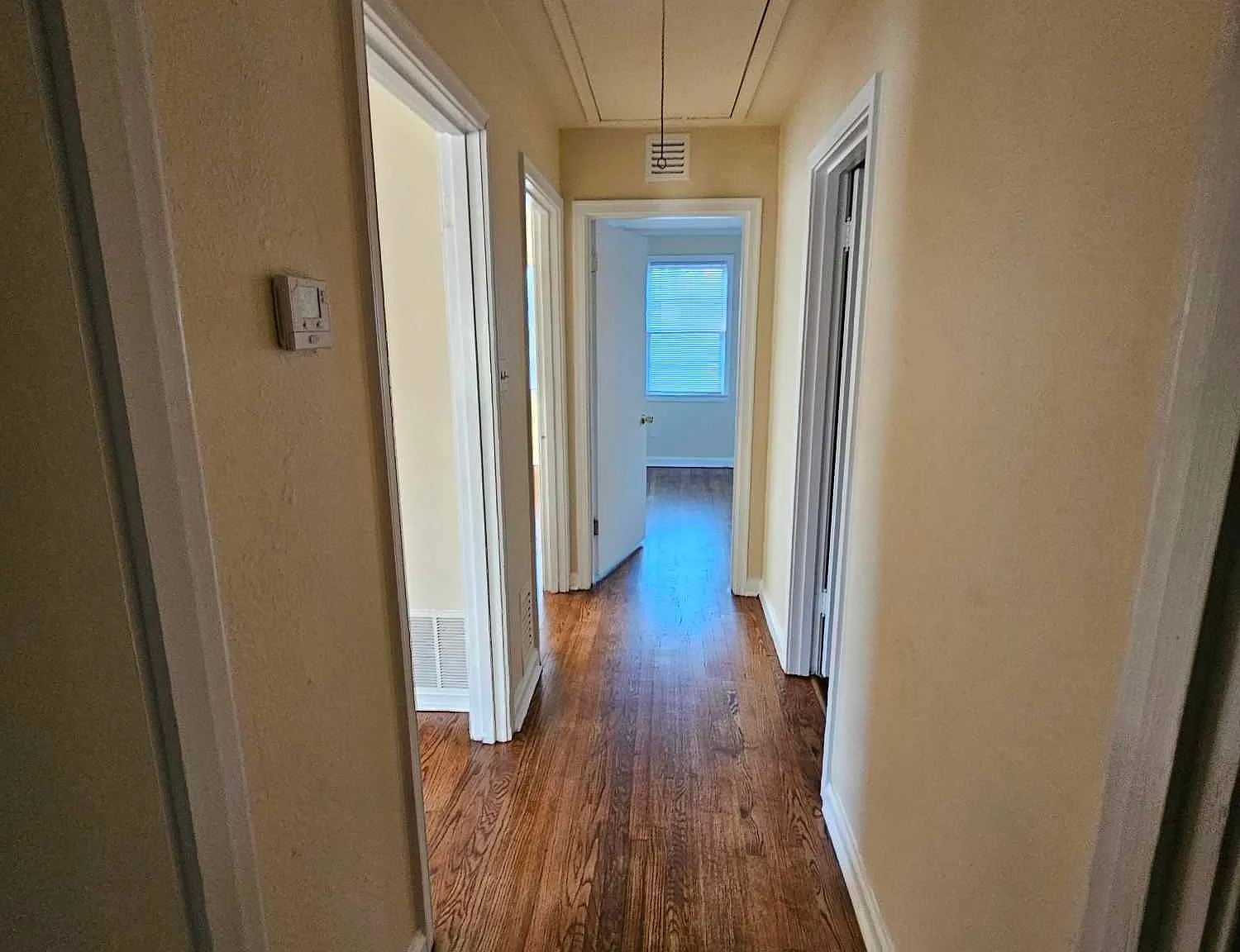 3 bed, 1330 sqft, $1,395 — Photo 2
