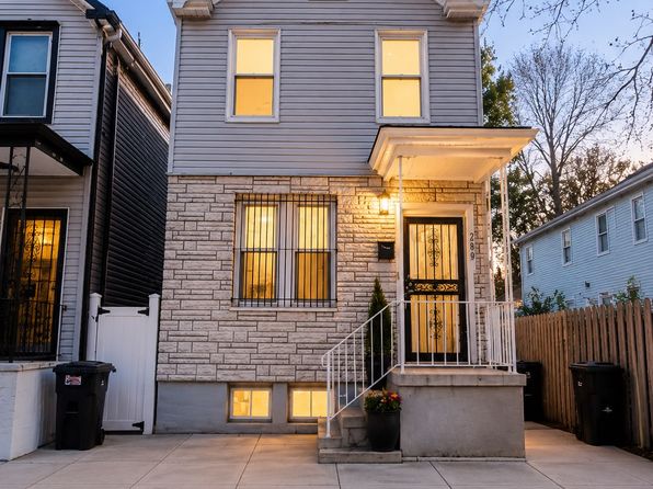 289 Rose St #2