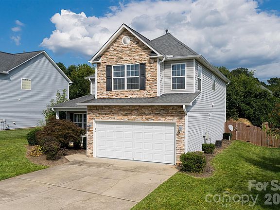 3rd image of 163 Yadkin Rd