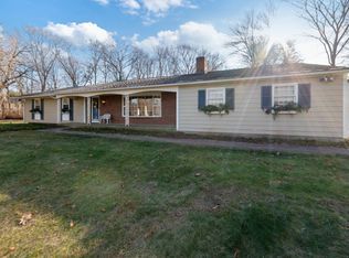 66 Far Horizon Dr, Cheshire, CT 06410