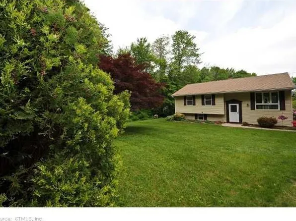 192 Plumb Rd, Middletown, CT 06457