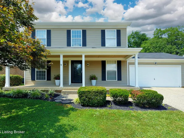 4725 Oak Pointe Dr, Louisville, KY 40245