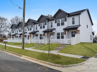 241 E Rice St, Landis, NC 28088