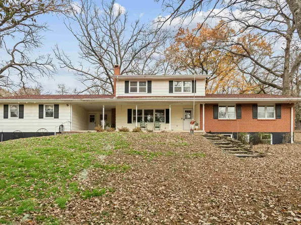 30127 Prier Rd, Dyersville, IA 52040