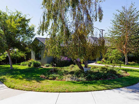 3rd image of 343 Virginia Dr